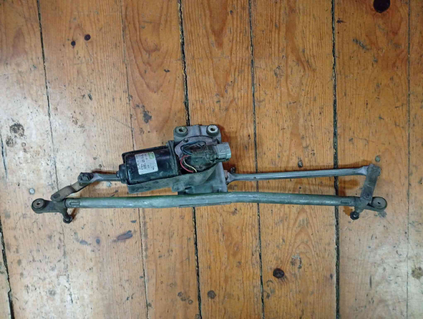 Motor Limpa Vidros Frente - RENAULT CLIO I (B/C57_, 5/357_) 1995