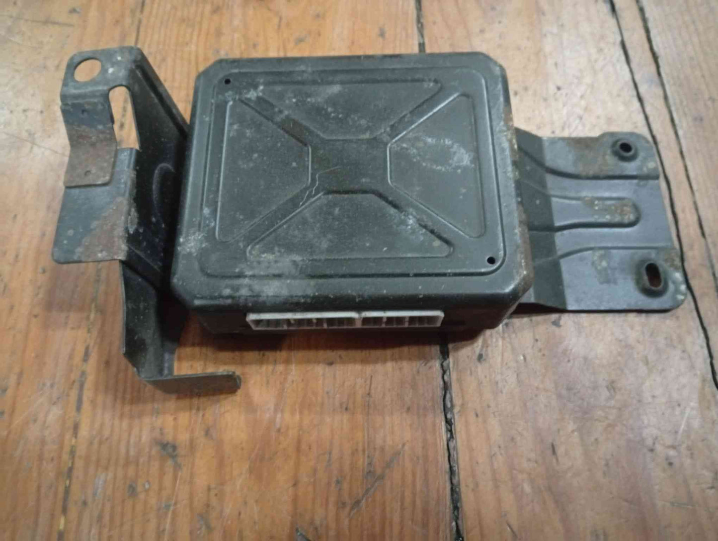 Centralina Motor / ECU - MAZDA 323 F V (BA) 1995