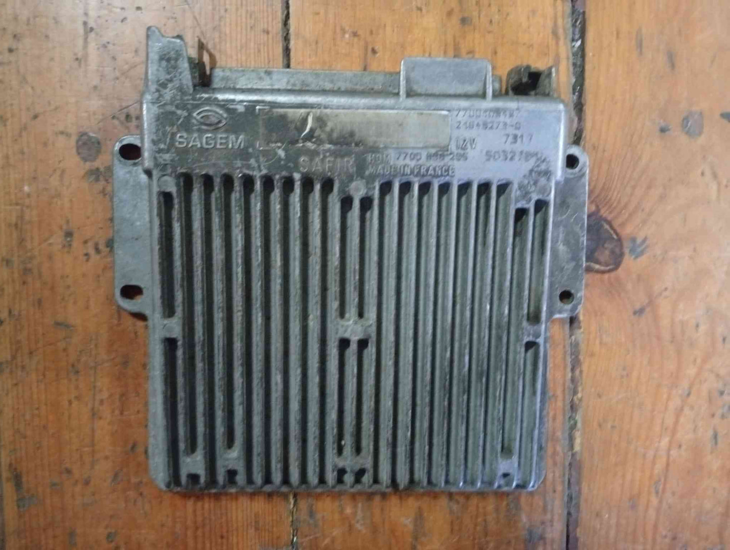 Centralina Motor / ECU - RENAULT CLIO I (B/C57_, 5/357_) 1996
