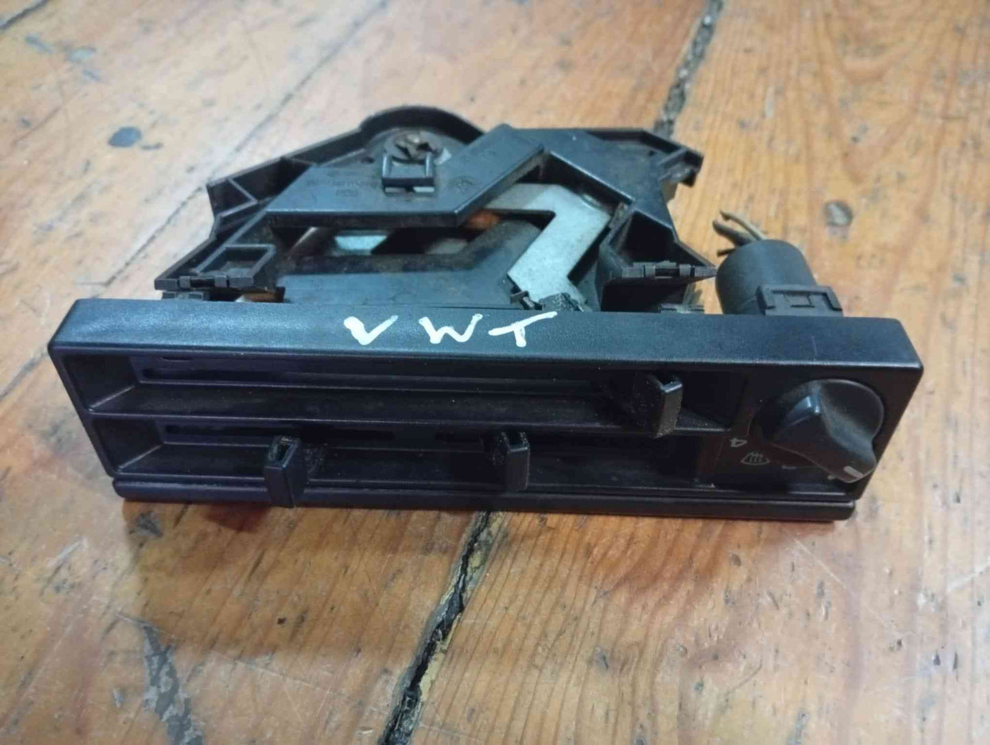Comando Chauffage / Sofagem - VW TRANSPORTER T4 Autocarro (70B, 70C, 7DB, 7DK, 70J, 70K, 7DC, 1995