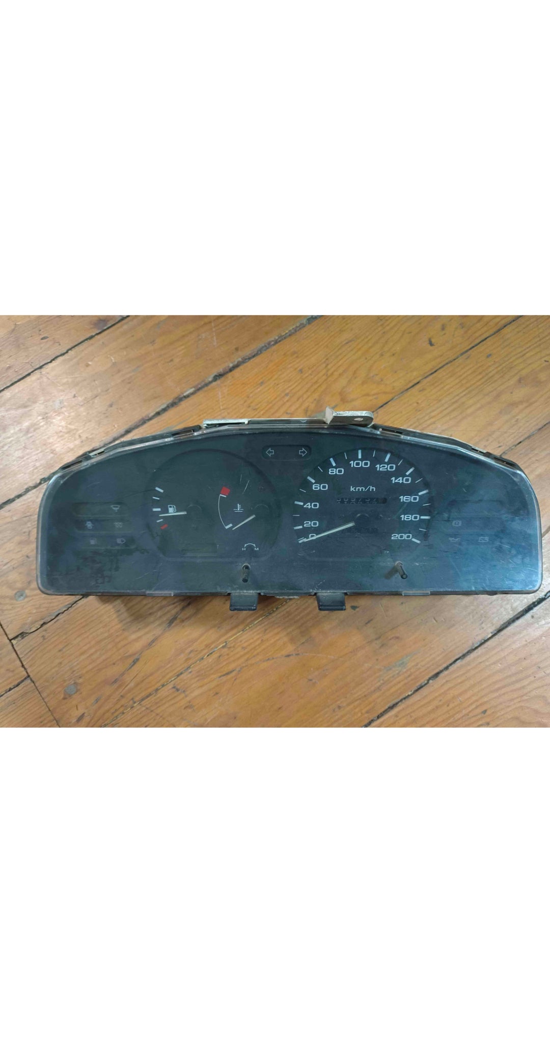 Quadrante / Painel de Instrumentos - NISSAN SUNNY II (N13, B12) 1992