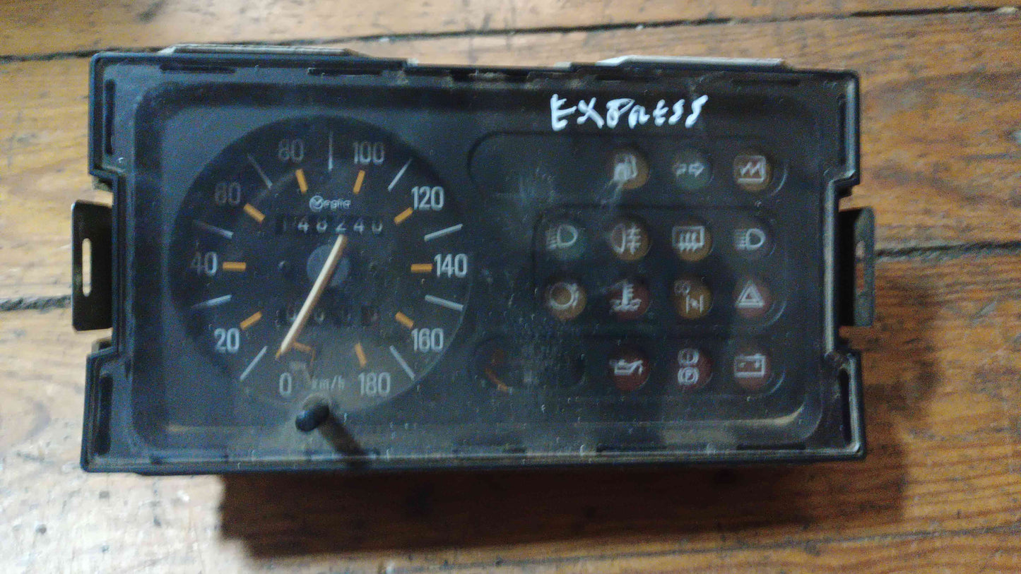 Quadrante / Painel de Instrumentos - RENAULT SUPER 5 (B/C40_) 1988
