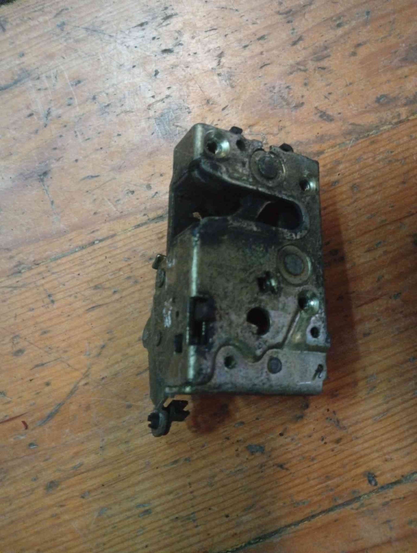 Fechadura / Fecho Porta Trás Esquerdo - PEUGEOT 106 I (1A, 1C) 1994
