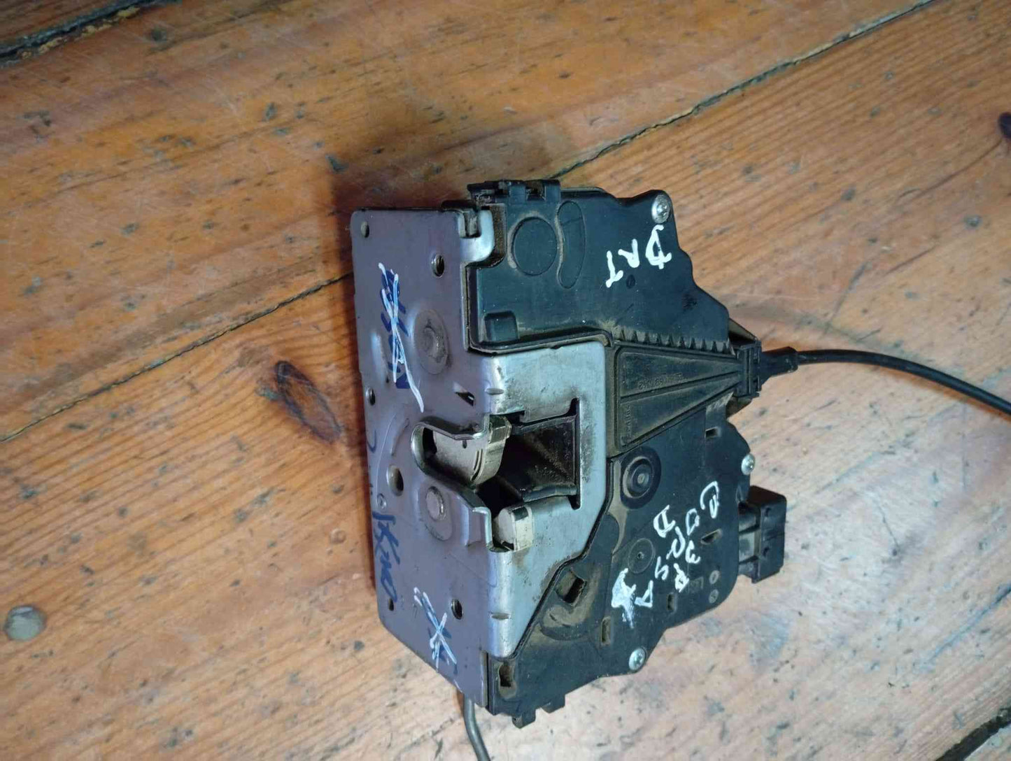 Fechadura / Fecho Porta Direito - OPEL CORSA D (S07) 2007