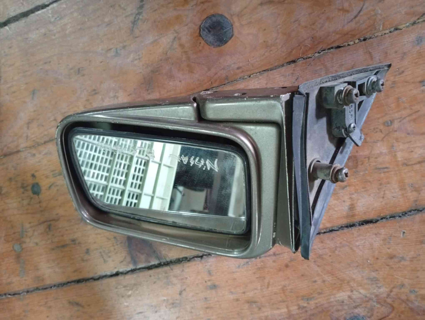 Espelho Retrovisor Direito - NISSAN BLUEBIRD (T72 , T12, U12) 1990