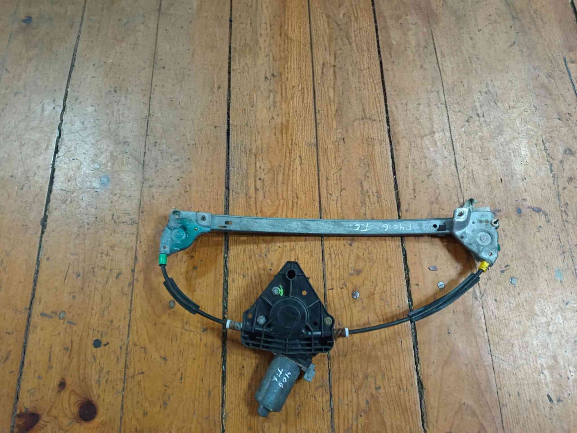 Elevador Vidros Trás Esquerdo - PEUGEOT 406 (8B) 1998