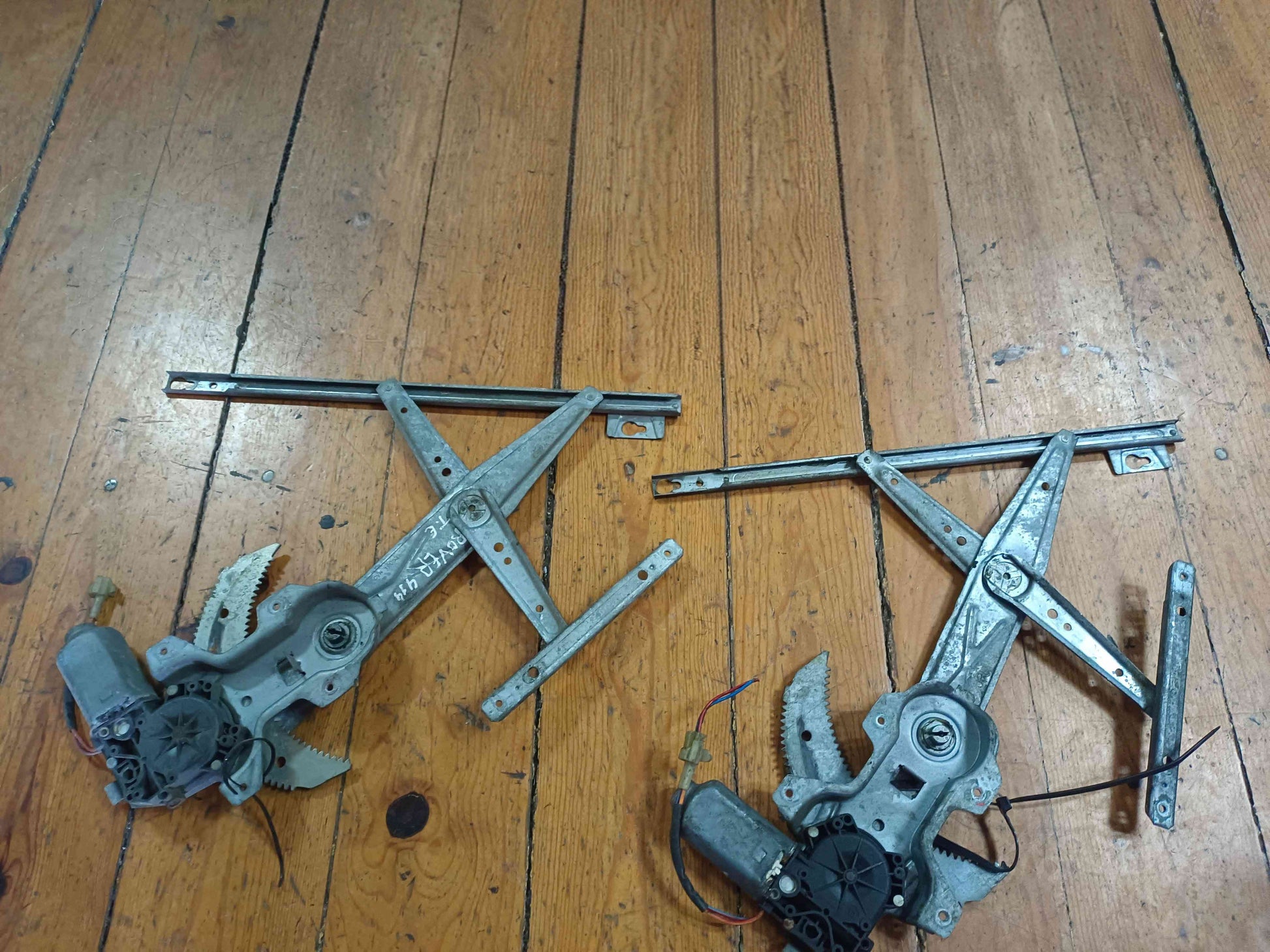 Elevador Vidros Trás Esquerdo - HONDA CONCERTO (HW, MA) 1992 1.4 (61 kW / 83 cv) [10.1989 - 10.1992]
