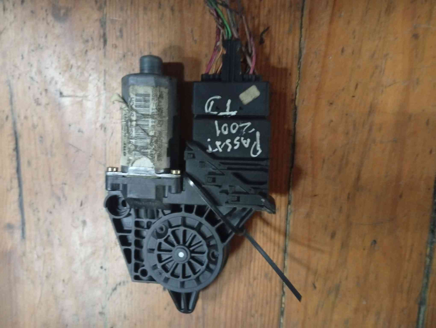 Motor Vidro Trás Direito - VW GOLF IV (1J1) 1999