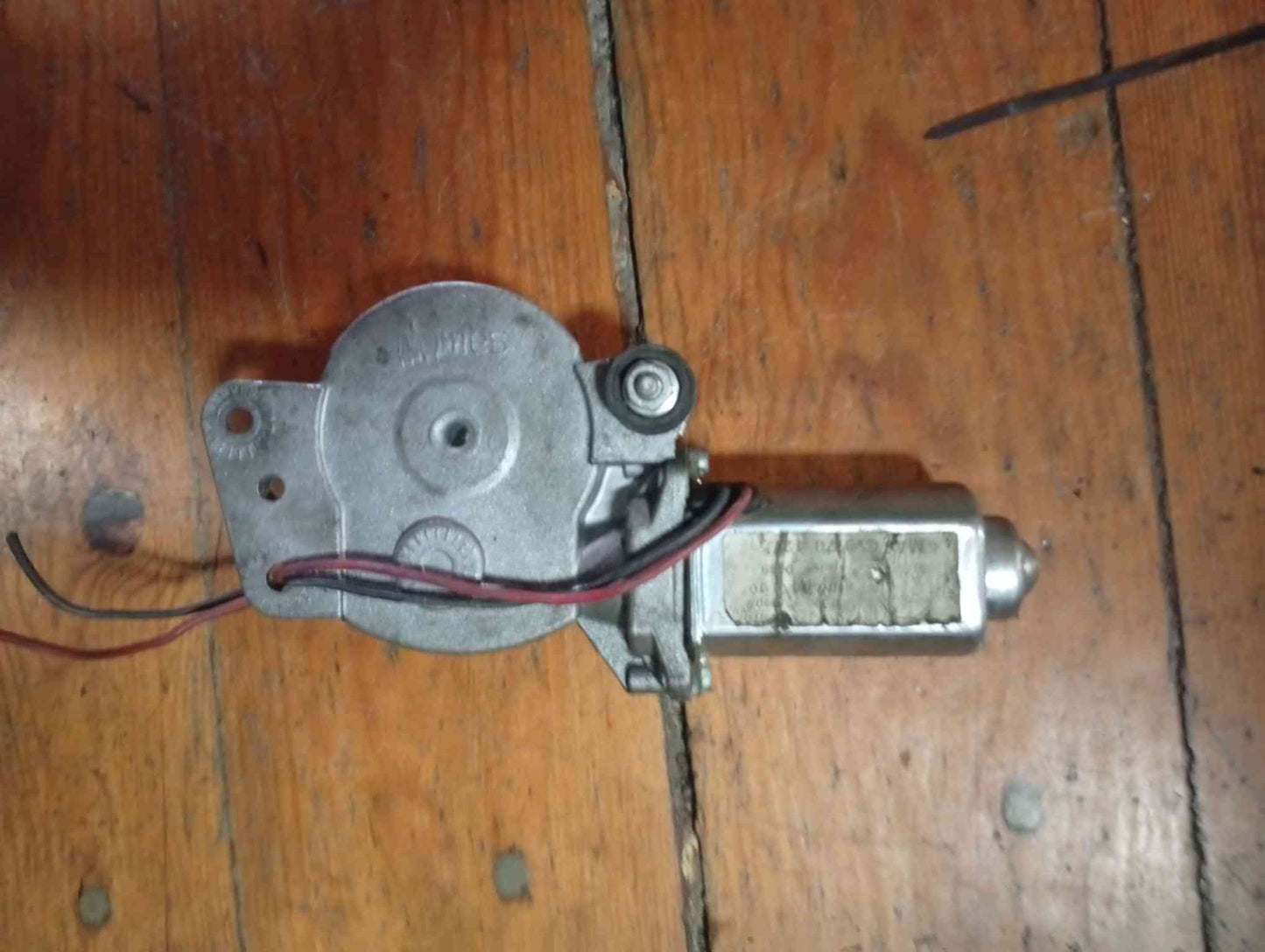 Motor Vidro Trás Direito - VW PASSAT B5 (3B2) 1998