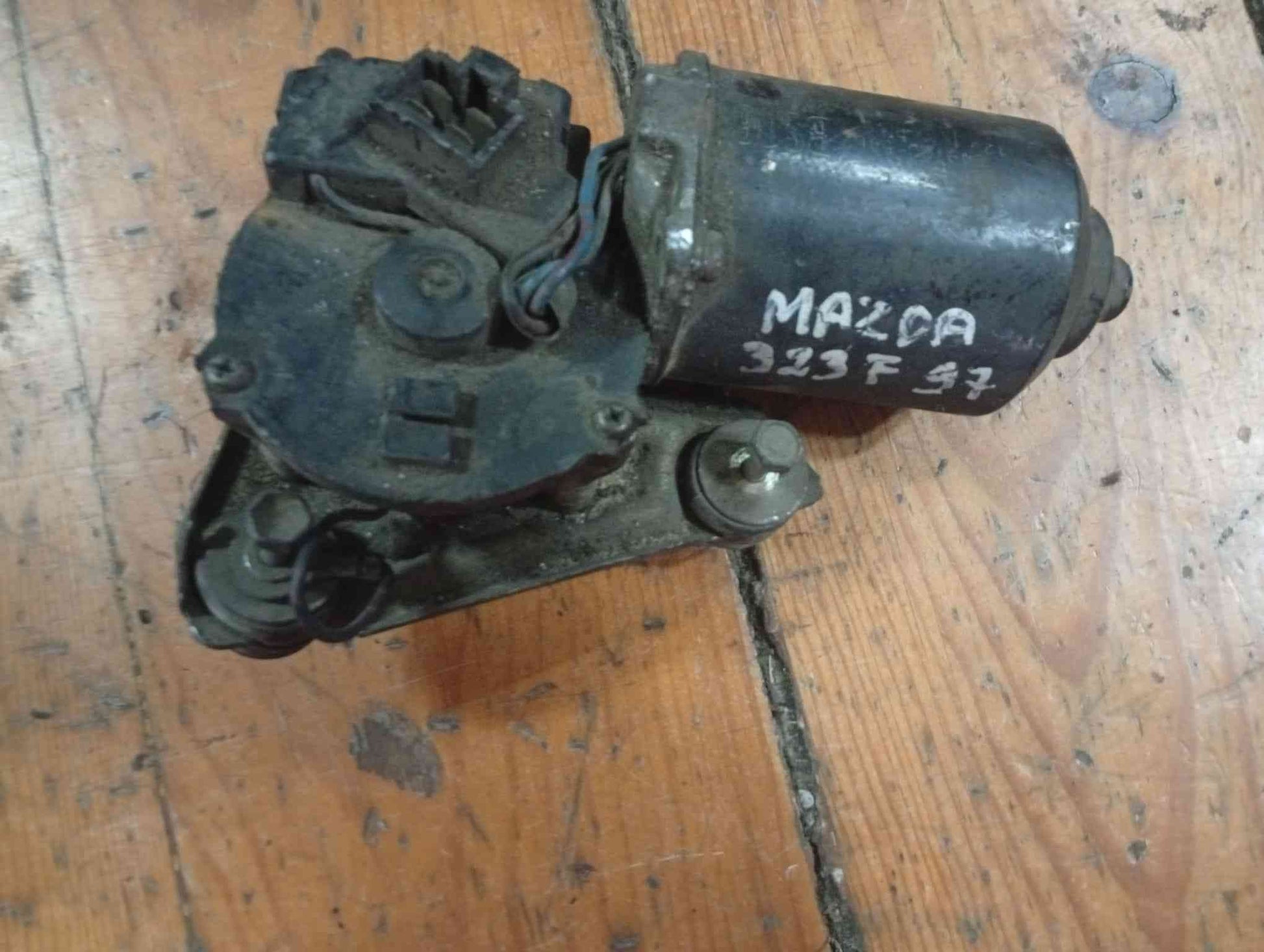 Motor Limpa Vidros Frente - MAZDA 323 F V (BA) 1997