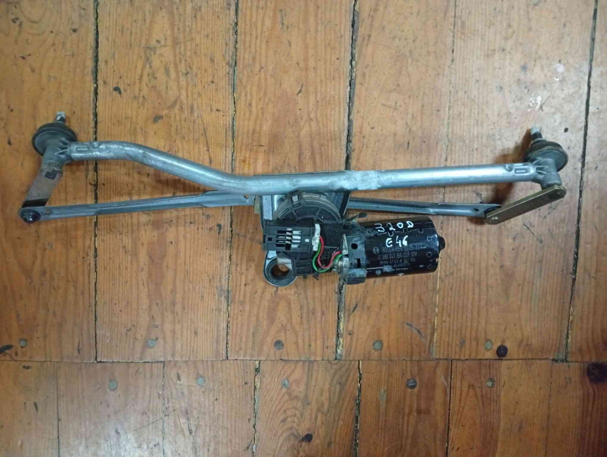 Motor Limpa Vidros Frente - BMW 3 Touring (E46) 1999