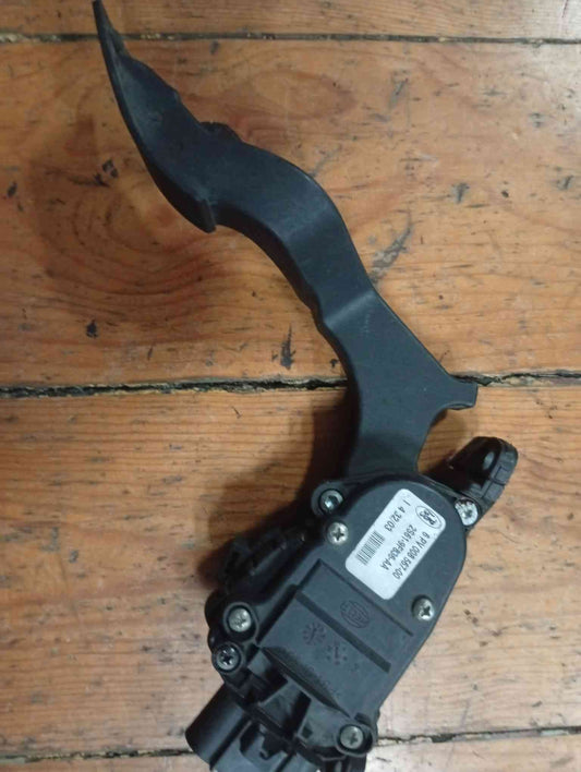 Potenciómetro de Pedal - FORD FIESTA V (JH_, JD_) 2004
