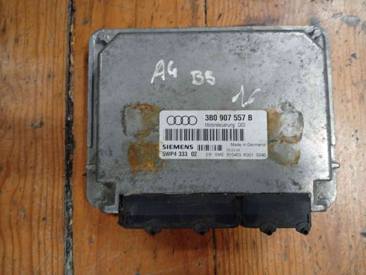 Centralina Motor / ECU - AUDI A4 B5 (8D2) 1999