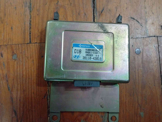 Centralina Motor / ECU - HYUNDAI H-1 / STAREX Autocarro (A1) 2000