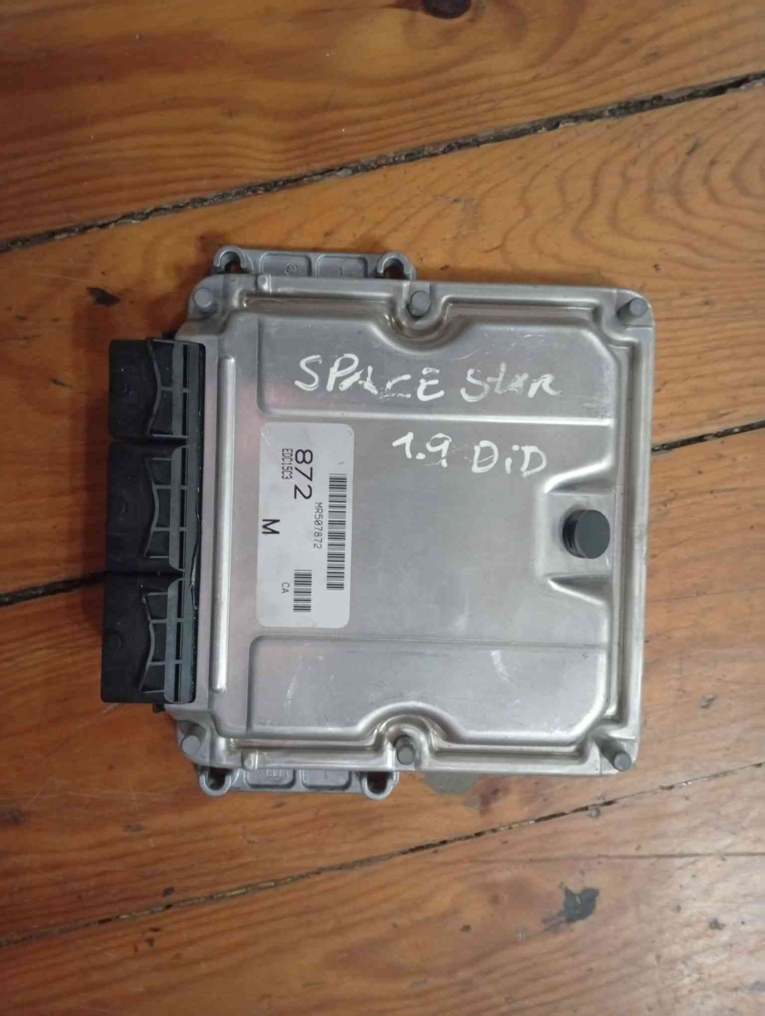 Centralina Motor / ECU - MITSUBISHI SPACE STAR Veículo multiuso (DG_A) 1999