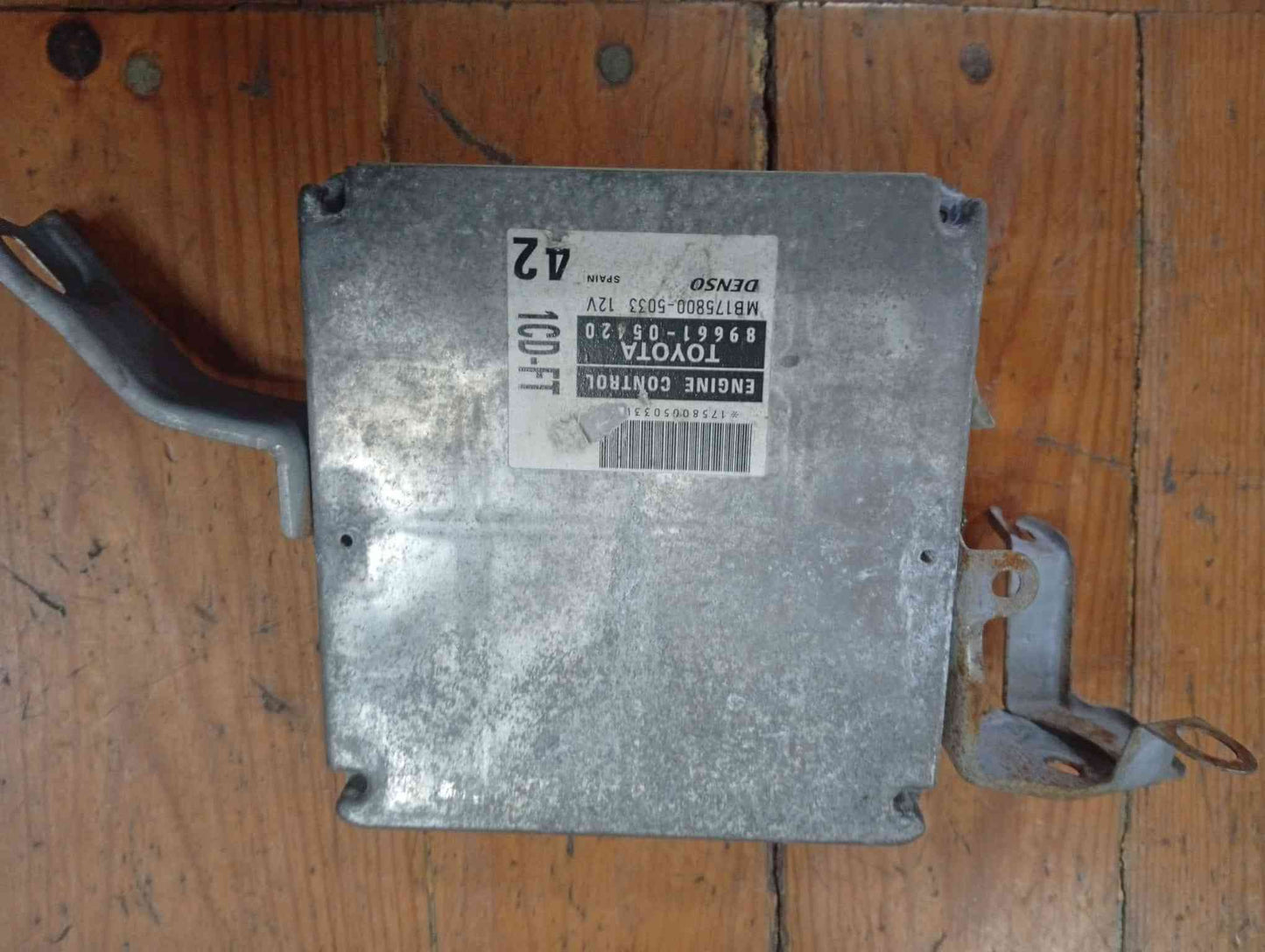 Centralina Motor / ECU - TOYOTA AVENSIS (_T22_) 2000