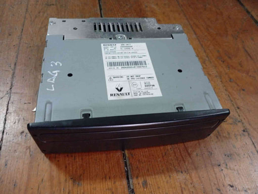 Caixa / Leitor CDs - RENAULT LAGUNA III (BT0/1) 2010