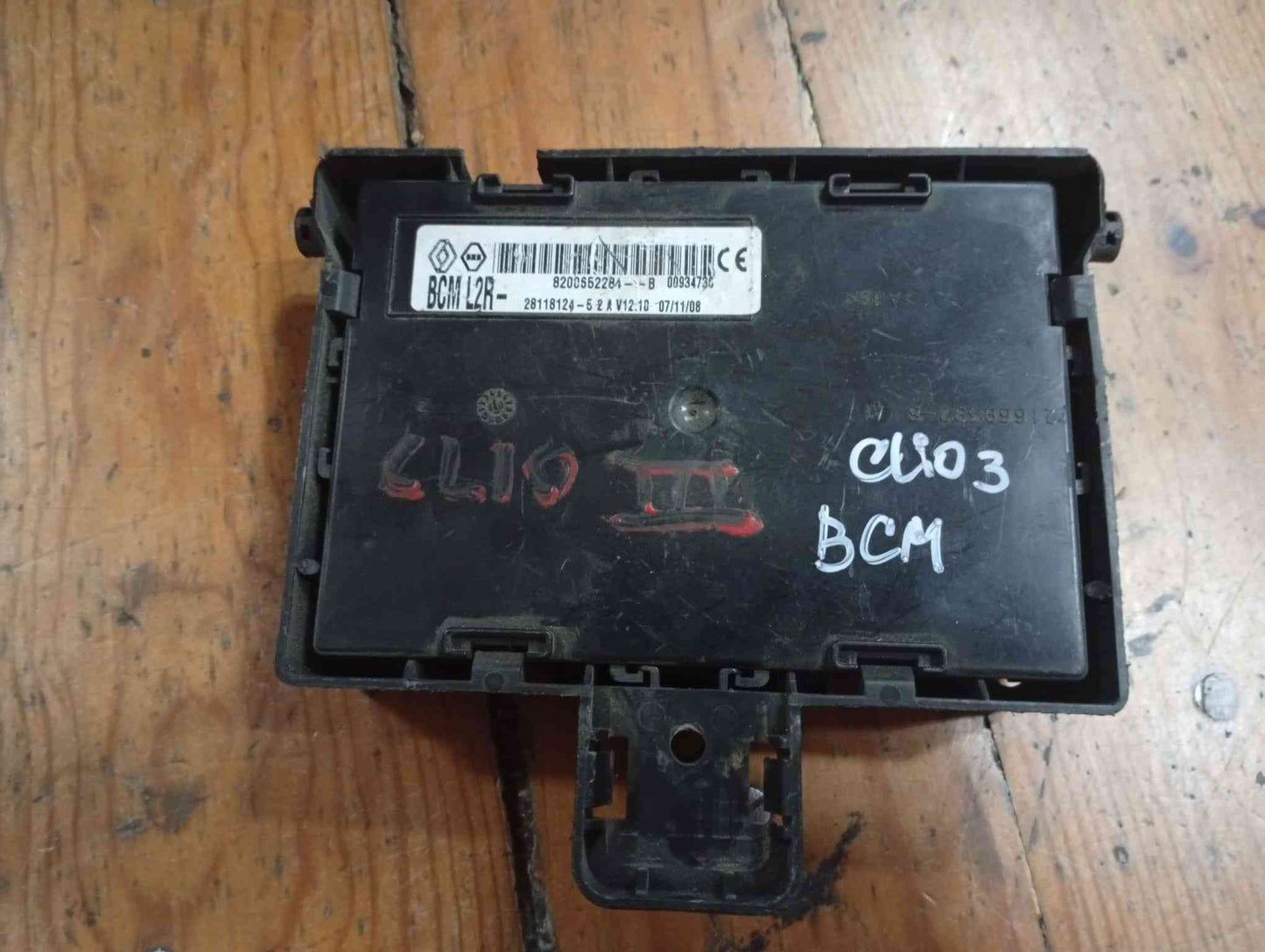Caixa Fusíveis / SAM / BSI - RENAULT CLIO III (BR0/1, CR0/1) 2007