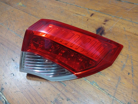 Farolim Direito - RENAULT LAGUNA III (BT0/1) 2010 2.0 dCi (BT0M, BT0N, BT0S, BT19, BT1F) (127 kW / 173 cv) [01.2008 - 12.2015]
