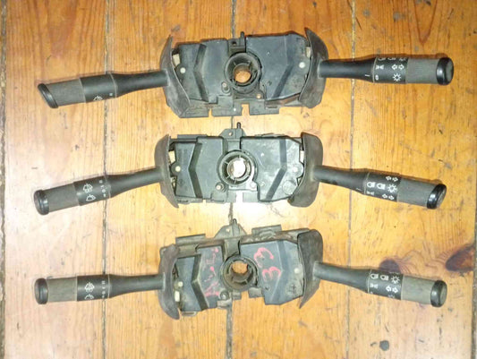 Conjunto / Manetes de Luzes e Limpa Vidros - ALFA ROMEO 33 (907_) 1990