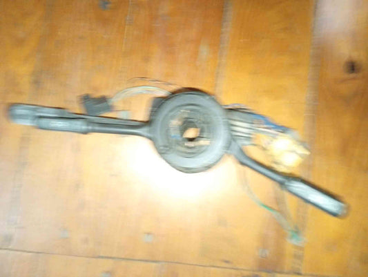 Conjunto / Manetes de Luzes e Limpa Vidros - ALFA ROMEO 33 (907_) 1990