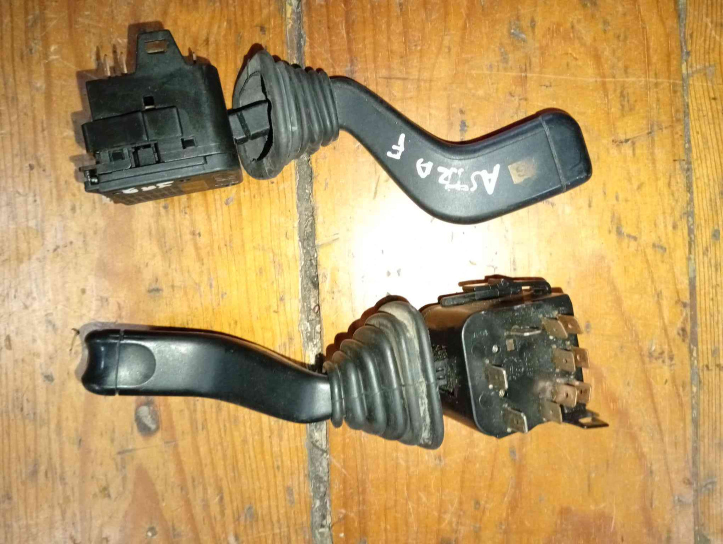 Conjunto / Manetes de Luzes e Limpa Vidros - OPEL ASTRA F Hatchback (T92) 1997