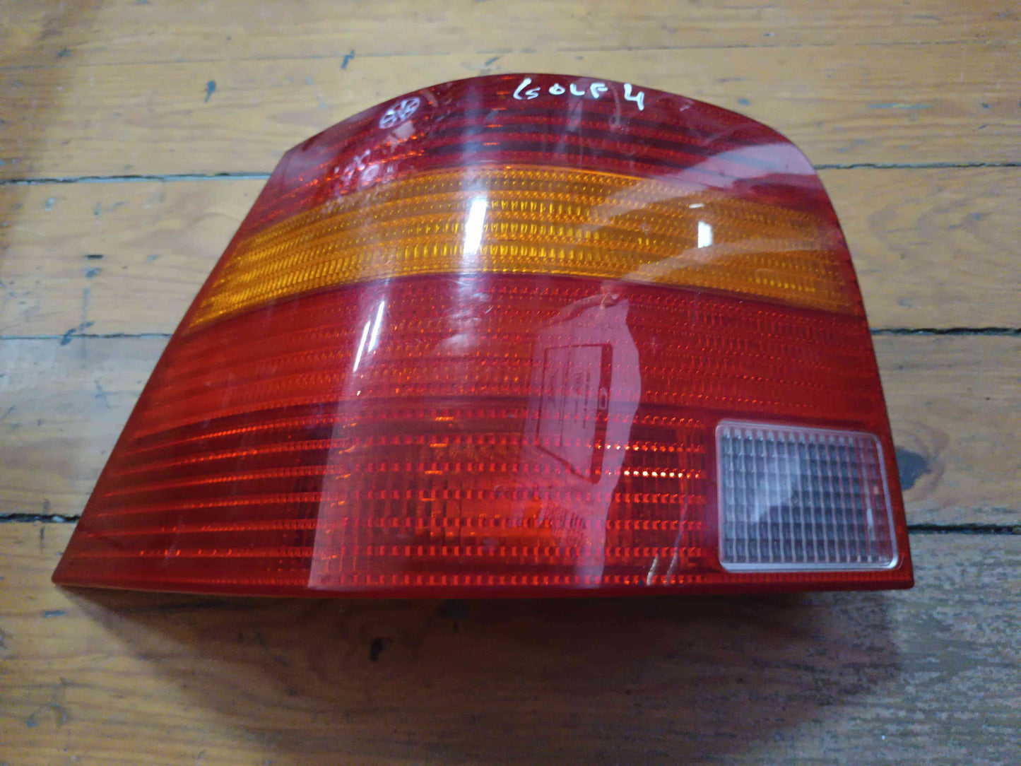 Farolim Esquerdo - VW GOLF IV (1J1) 2000 1.4 16V (55 kW / 75 cv) [10.1997 - 05.2004]
