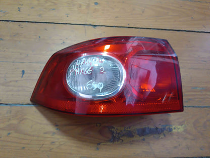 Farolim Esquerdo - RENAULT LAGUNA II (BG0/1_) 2004 2.0 16V (BG00, BG0W, BG0K, BG0P) (98 kW / 133 cv) [08.2002 - 12.2006]