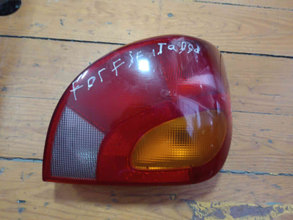Farolim Direito - FORD FIESTA IV (JA_, JB_) 1997 1.4 i 16V (66 kW / 90 cv) [04.1996 - 01.2002]