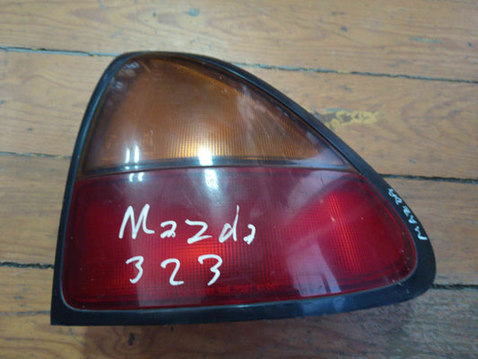 Farolim Direito - MAZDA 323 C V (BA) 1995 1.3 16V (54 kW / 73 cv) [08.1994 - 09.1998]