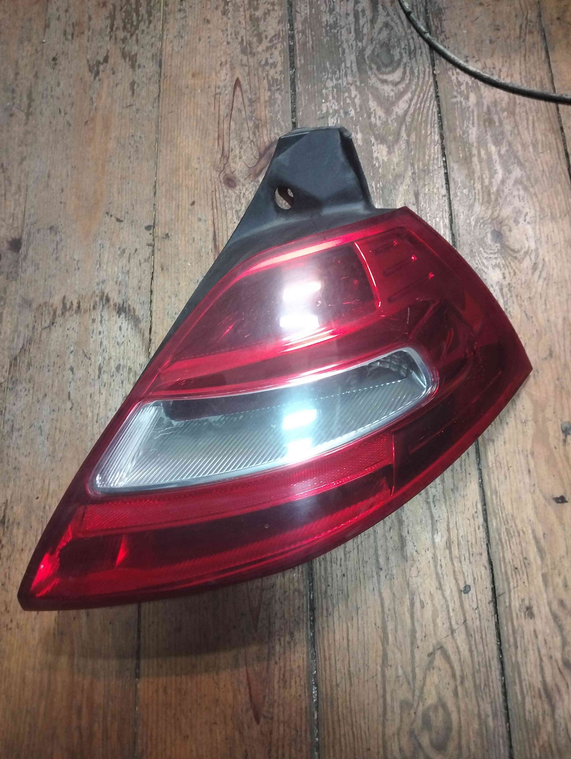 Farolim Direito - RENAULT MEGANE II (BM0/1_, CM0/1_) 2005 1.5 dCi (BM0F, BM0T, BM2B, CM0F, CM0T) (60 kW / 82 cv) [09.2002 - 02.2008]