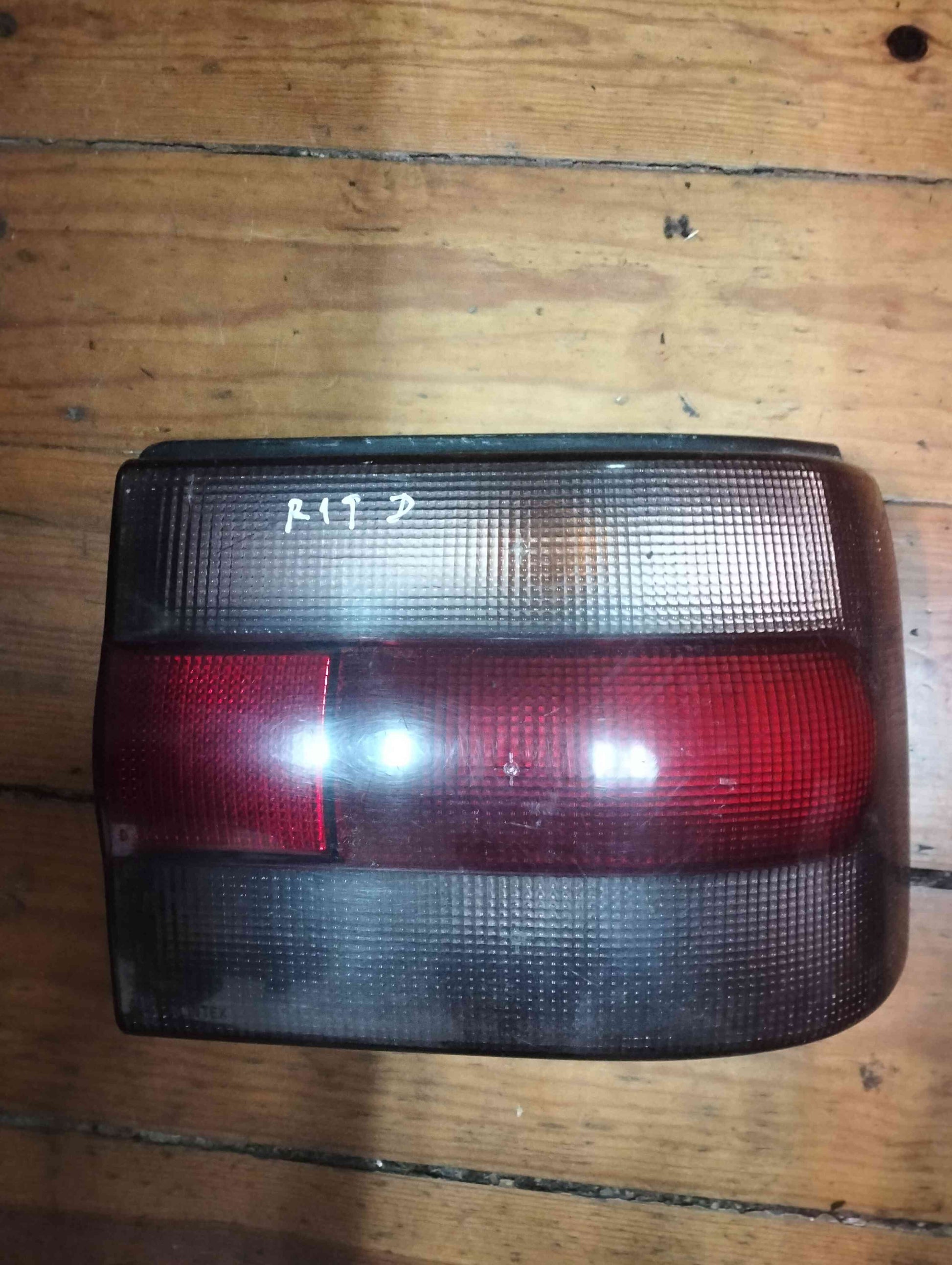 Farolim Direito - RENAULT 19 I (B/C53_) 1990 1.2 (40 kW / 54 cv) [01.1988 - 12.1992]