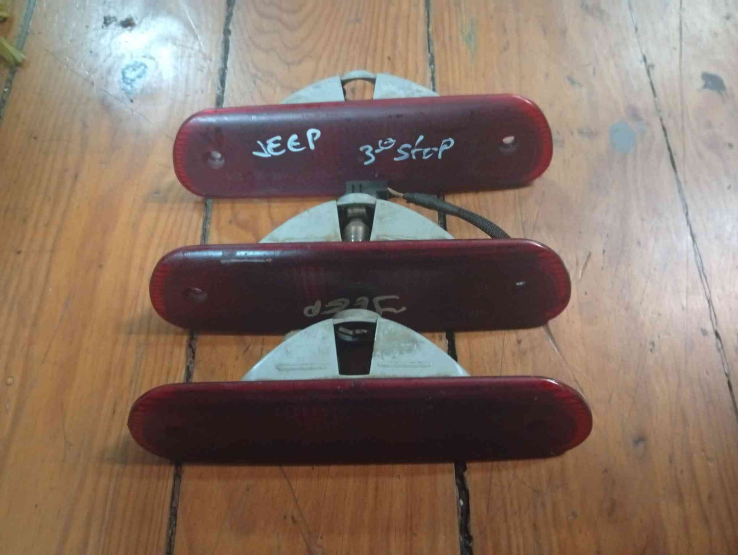 Luz Stop Adicional / 3º Stop - JEEP GRAND CHEROKEE II (WJ, WG) 2000