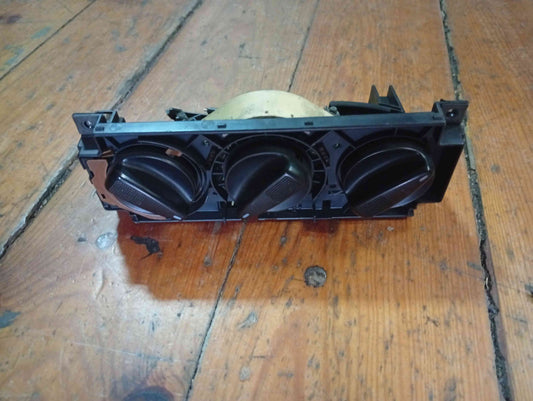 Elemento de Comando Aquecimento Ventilação - VW GOLF III (1H1) 1997 1.4 (40 kW / 55 cv) [11.1991 - 08.1997]