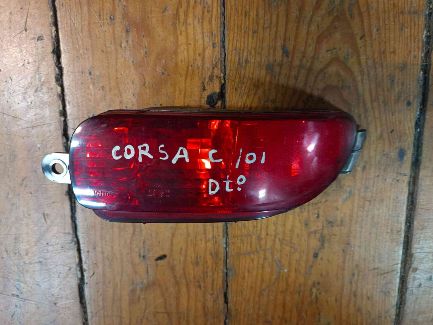 Farolim Nevoeiro Trás Direito - OPEL CORSA C (X01) 2003