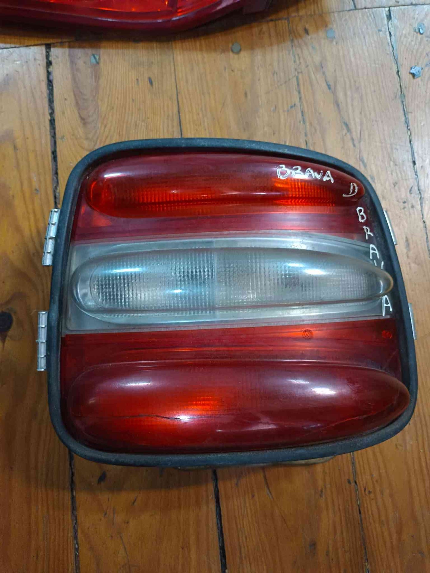 Farolim Direito - FIAT BRAVA (182_) 1998