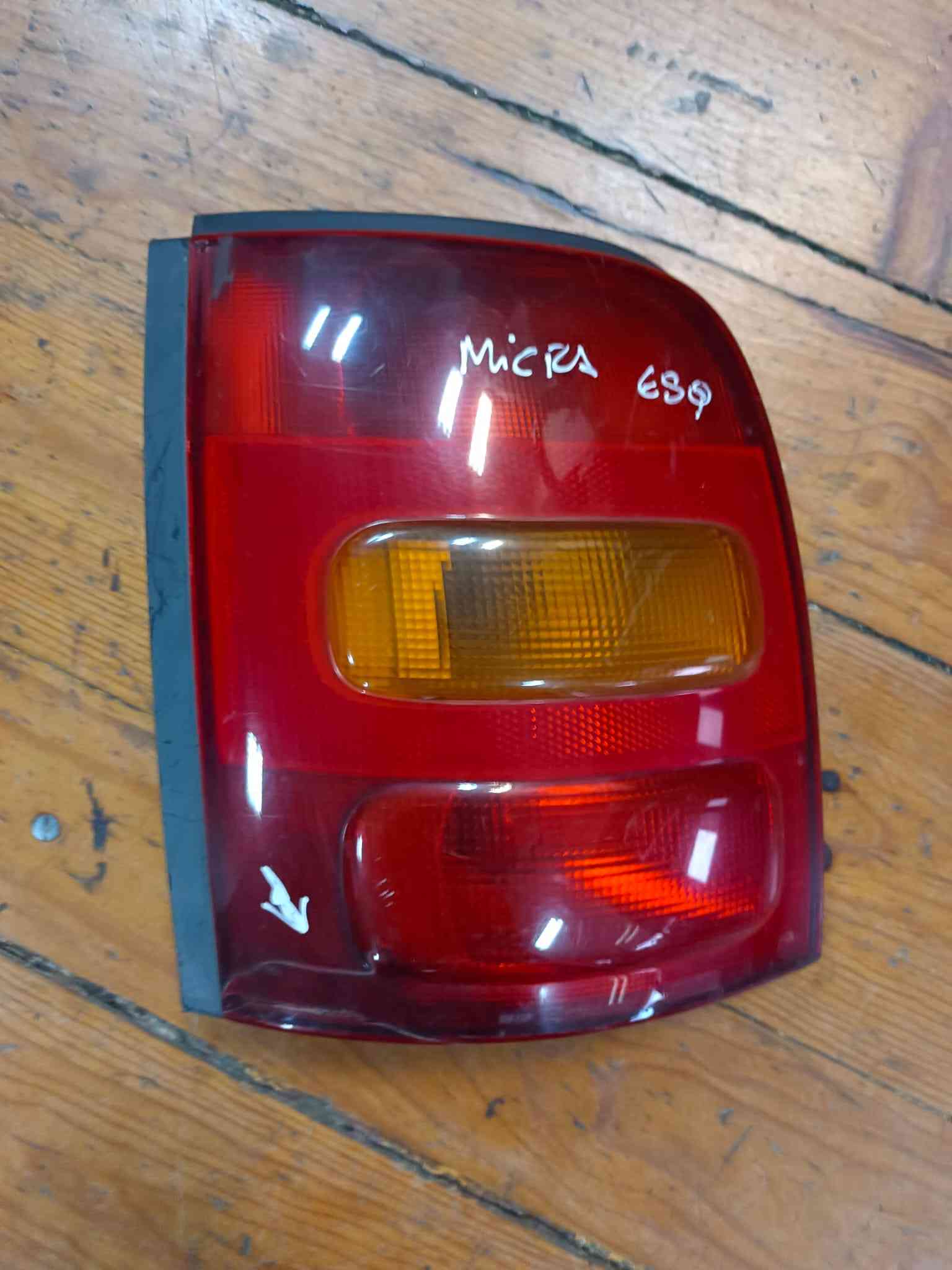Farolim Esquerdo - NISSAN MICRA II (K11) 1998