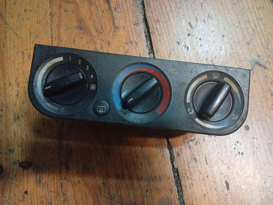 Comando Chauffage / Sofagem - BMW 3 (E36) 1995