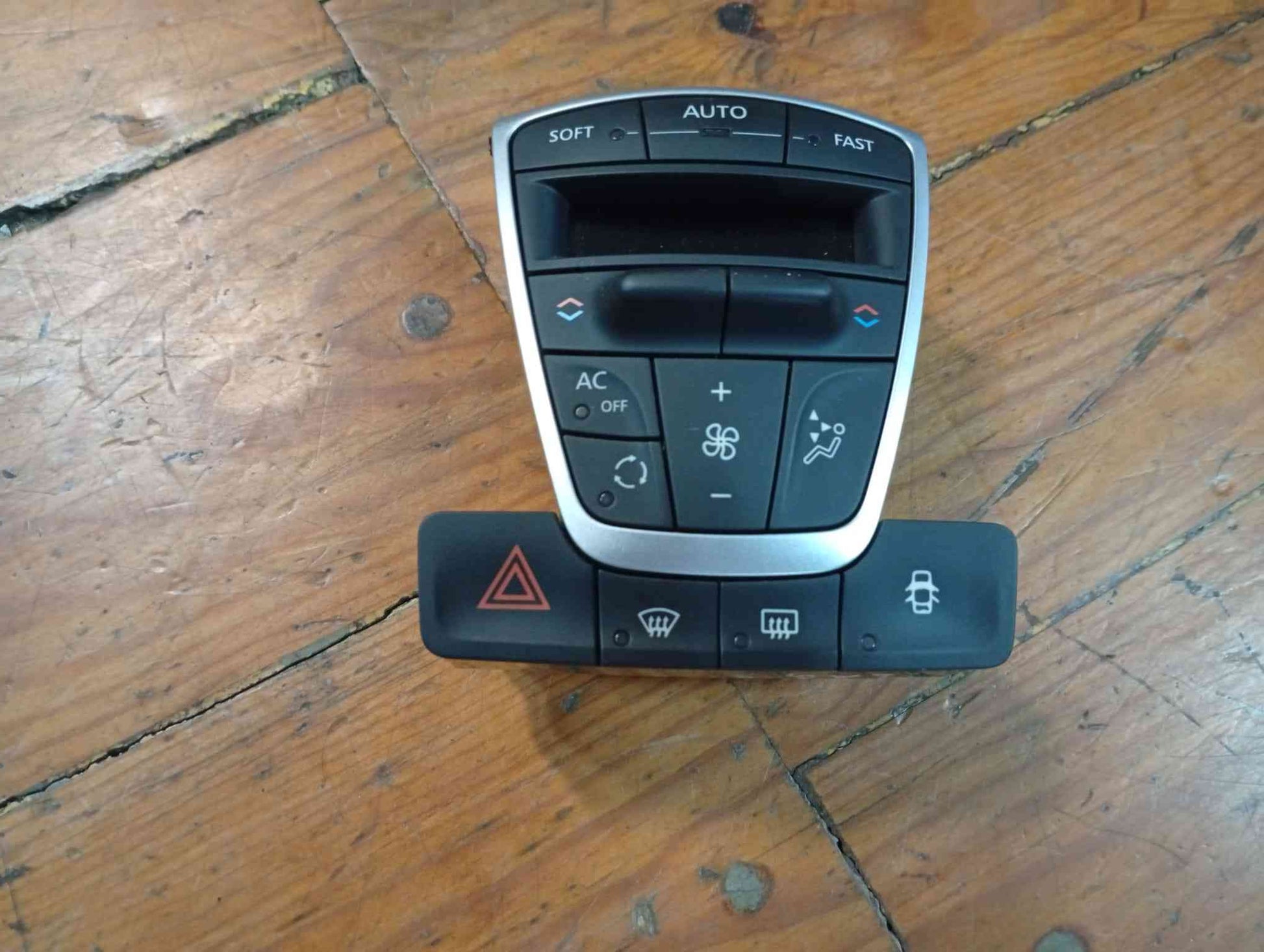 Comando Chauffage / Sofagem - RENAULT LAGUNA III (BT0/1) 2010