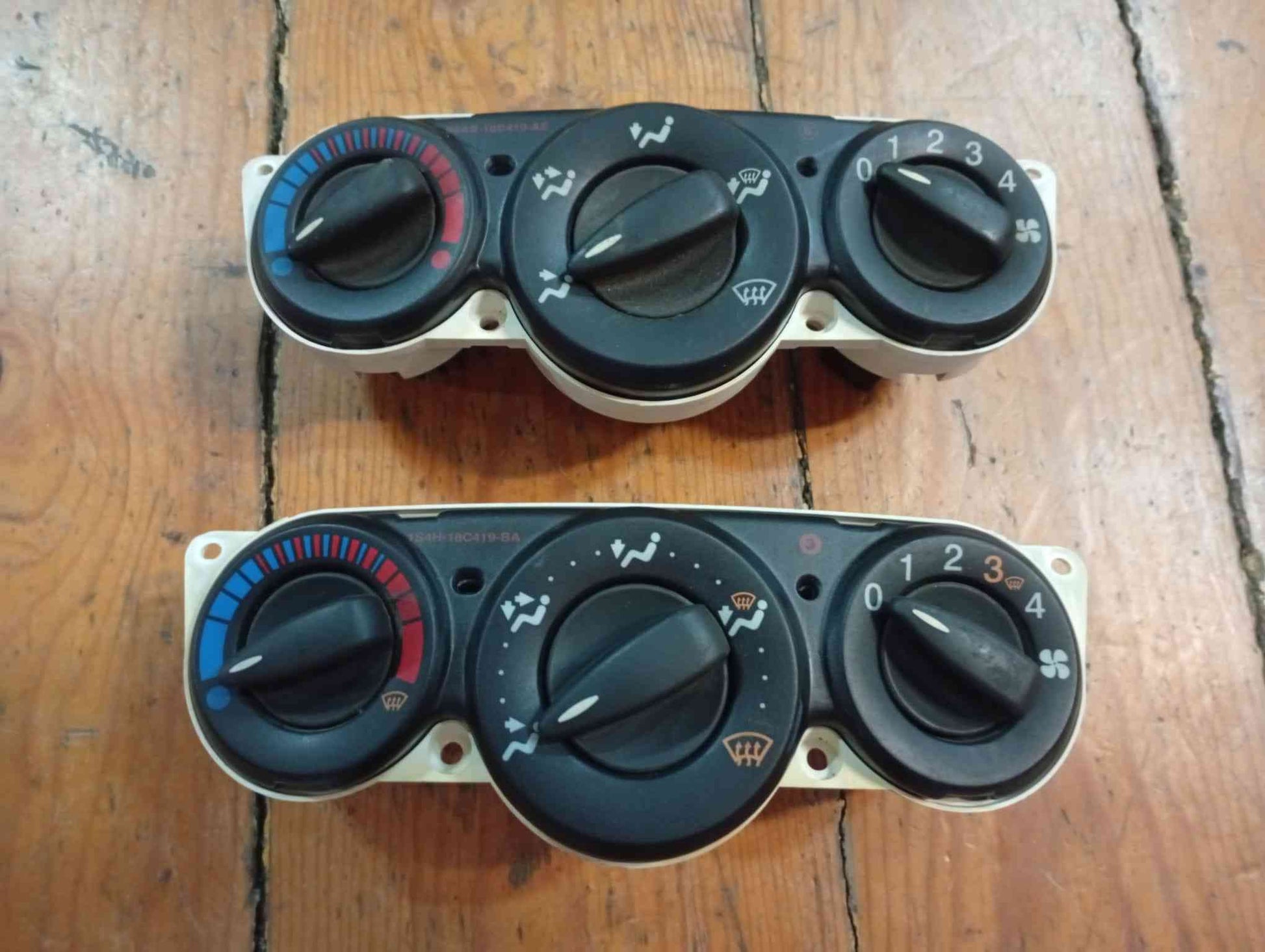 Comando Chauffage / Sofagem - FORD FOCUS I (DAW, DBW) 2000