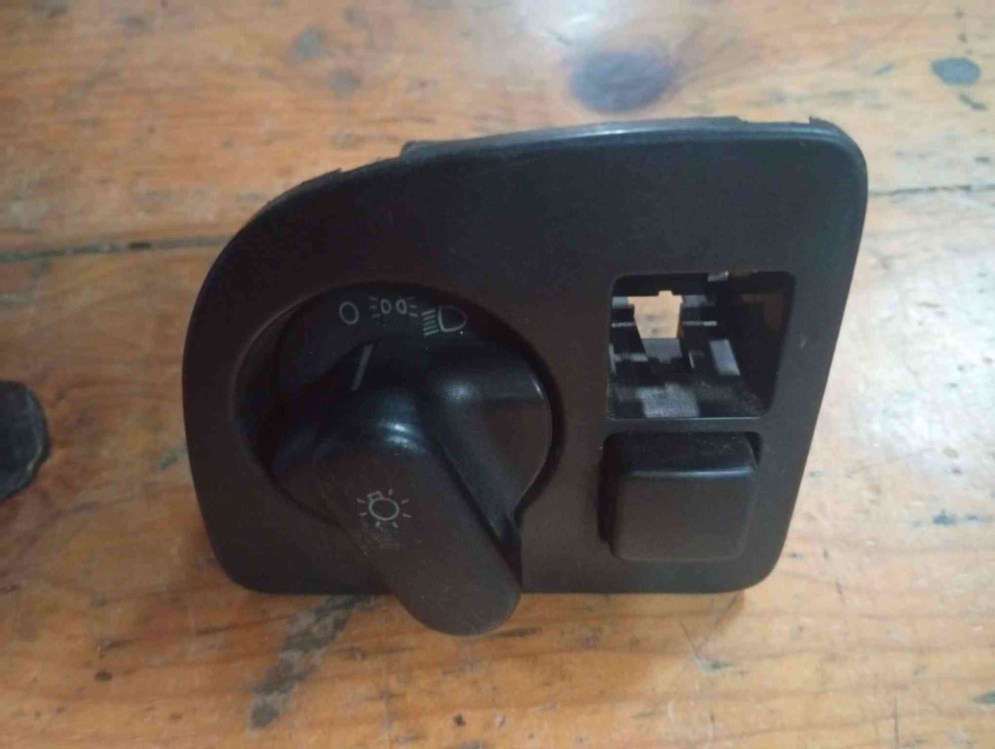 Botão / Interruptor Luzes - OPEL FRONTERA A (U92) 1996