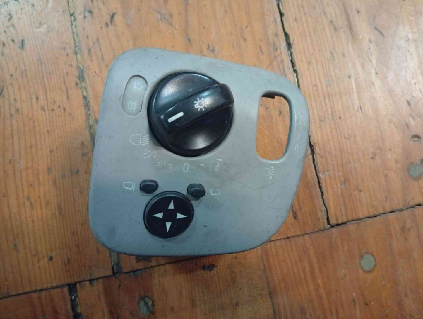 Botão / Interruptor Luzes - MERCEDES-BENZ C-CLASS (W203) 2003