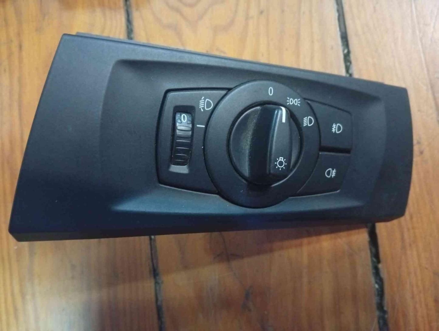 Botão / Interruptor Luzes - BMW 5 (E60) 2008