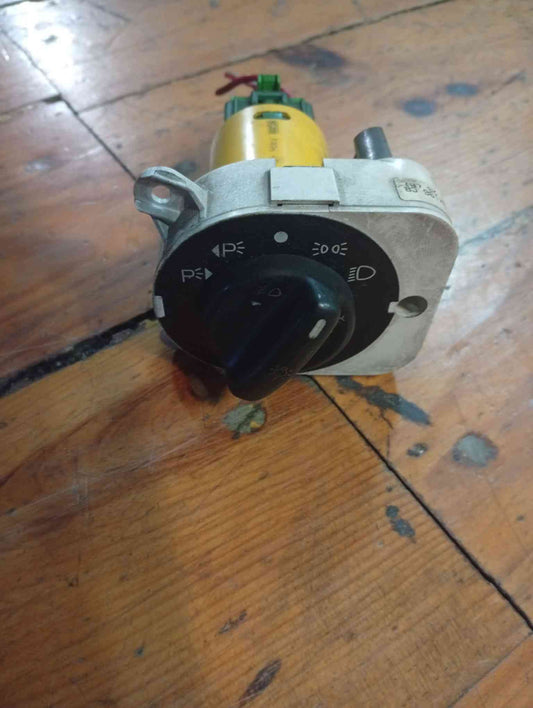 Botão / Interruptor Luzes - FORD MONDEO II (BAP) 1998