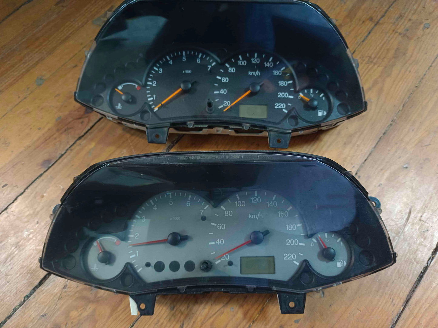 Quadrante / Painel de Instrumentos - FORD FOCUS I (DAW, DBW) 2000