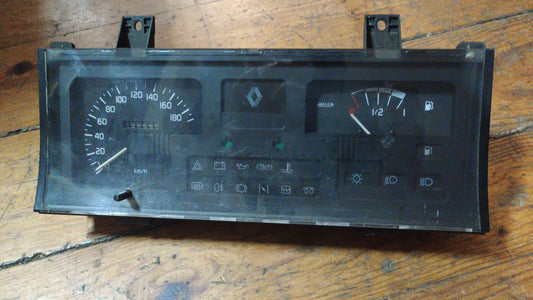 Quadrante / Painel de Instrumentos - RENAULT CLIO I (B/C57_, 5/357_) 1992