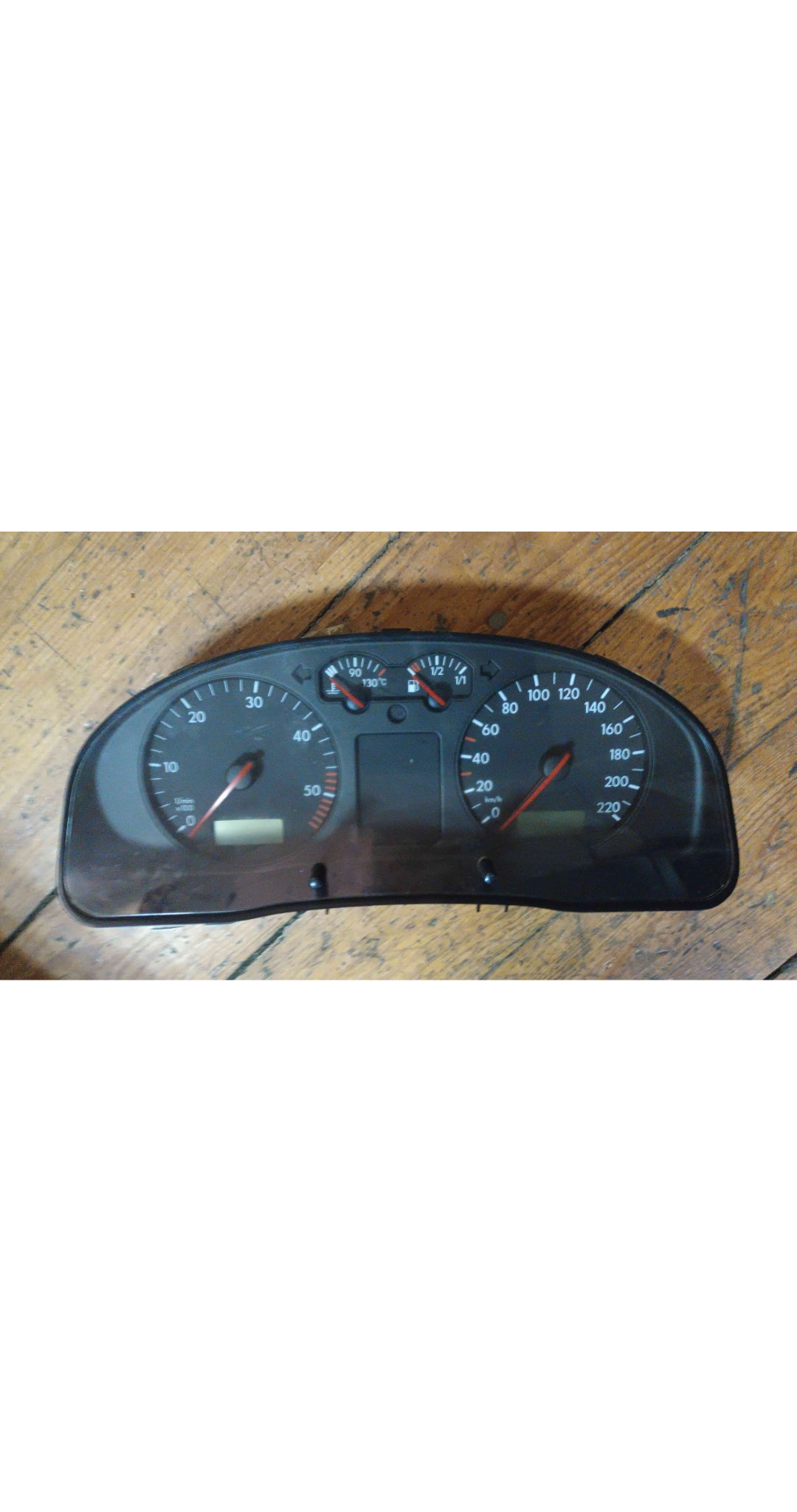 Quadrante / Painel de Instrumentos - VW PASSAT B5 (3B2) 1998