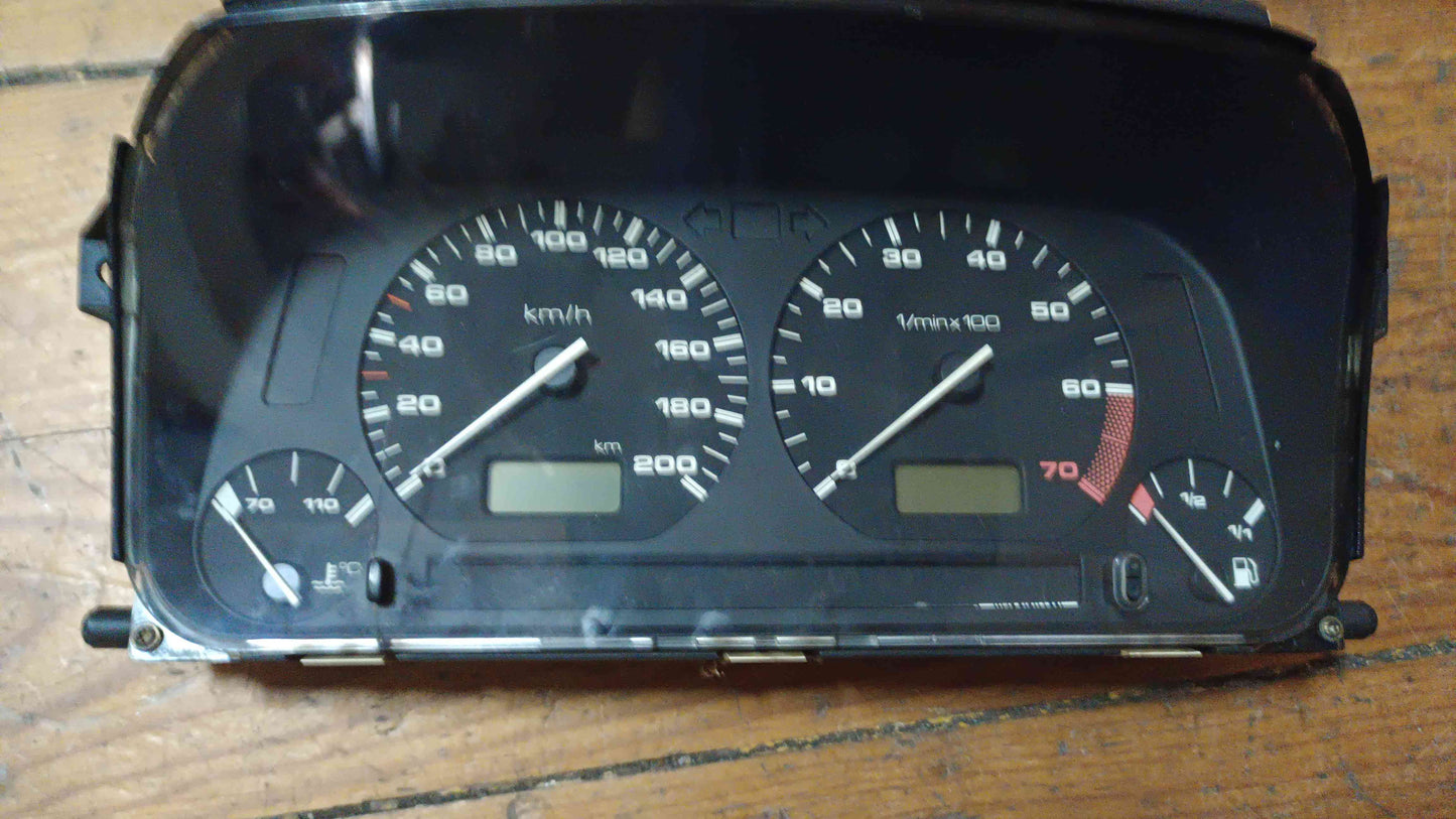 Quadrante / Painel de Instrumentos - VW POLO III (6N1) 1995 45 1.0 (33 kW / 45 cv) [10.1994 - 09.1996]