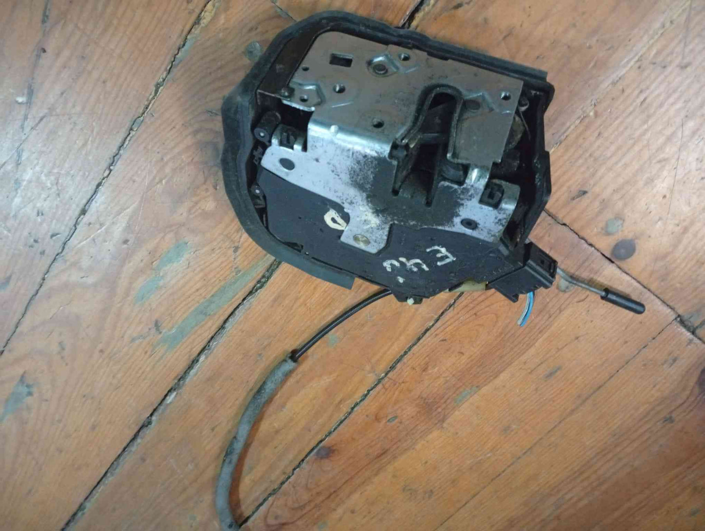 Fechadura / Fecho Porta Frente Direito - BMW 3 Touring (E46) 2000