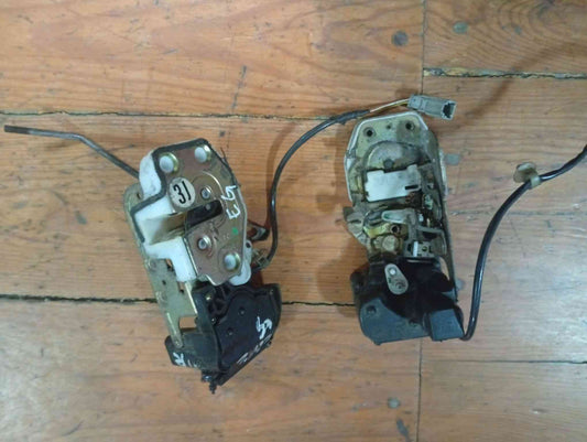 Fechadura / Fecho Porta Direito - HONDA CIVIC V três volumes (EG, EH) 1994
